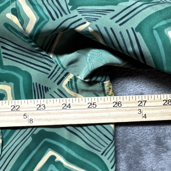 VTG WILLIE ESCO Men XL Green Turtle Fish Abstract Print Button-Up Hawaiian Shirt - Picture 7 of 10